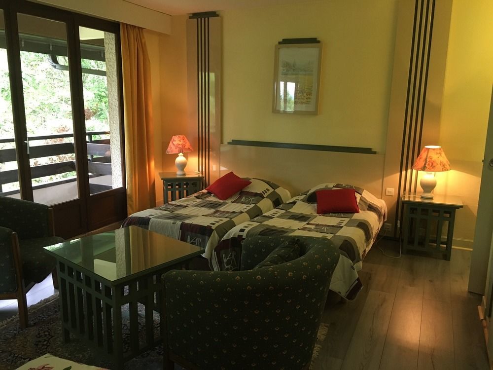 Brit Hotel Du Laca - Capvern エクステリア 写真